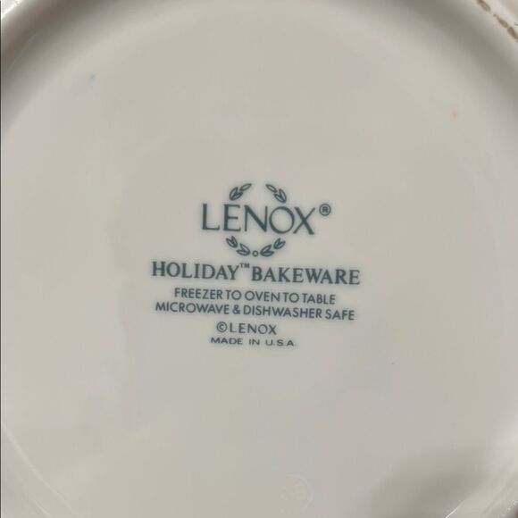 Lenox Holiday  Bakeware Vintage Large Bowl 10.5 x 5.5 Made in USA - Picture 2 of 10